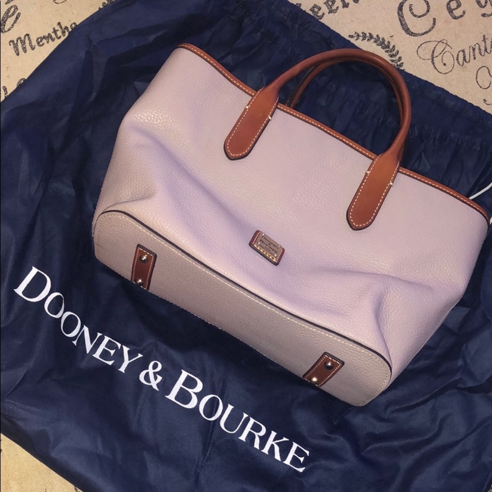 Dooney & Bourke